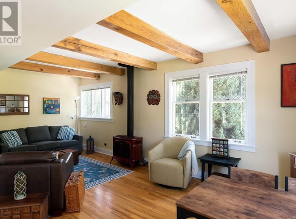 753 Pemberton Road, Victoria, British Columbia V8S3R3