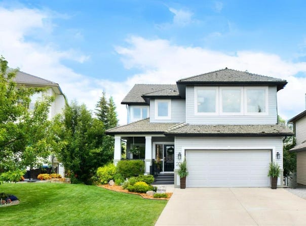 20 Gleneagles Green, Cochrane, Alberta T4C 1P4