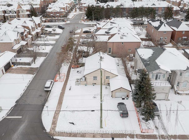 193 Crestwood Road, Vaughan, Ontario L4J1A8