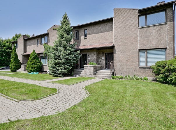 625 Boul. Dr.-Frederik-Philips, Saint-Laurent, QC H4M2W4, CA, Saint-Laurent, Quebec H4M2W4