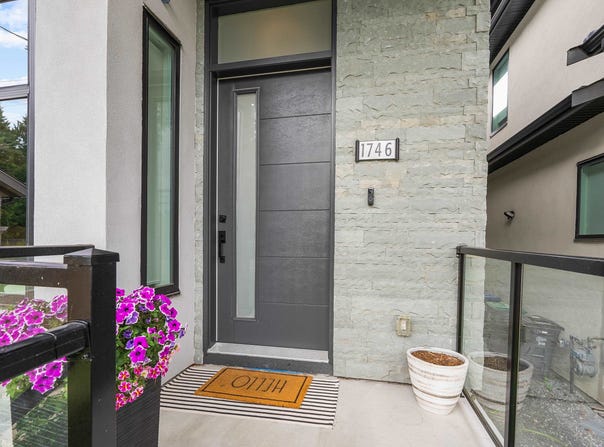 1746 140th Street, Surrey, British Columbia V4A4G9