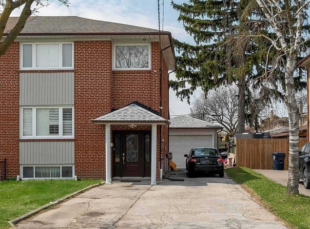 76 Habitant Drive, Toronto, Ontario M9M2P2