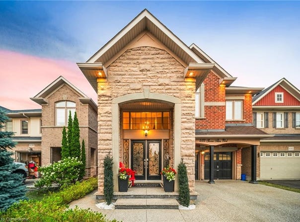 4164 Thomas Alton Boulevard, Burlington, Ontario L7M0A4