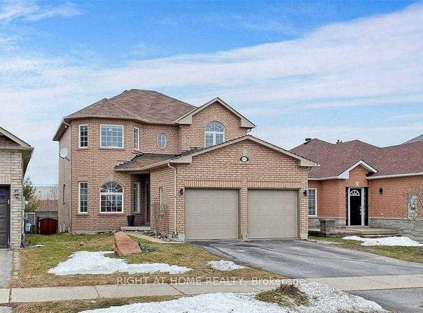 1269 Gina Street, Innisfil, Ontario L9S1T1