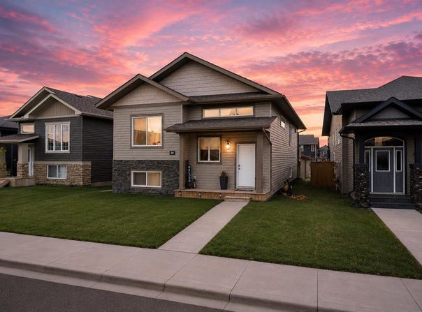 58 Village Crescent, Red Deer, Alberta T4R0P3