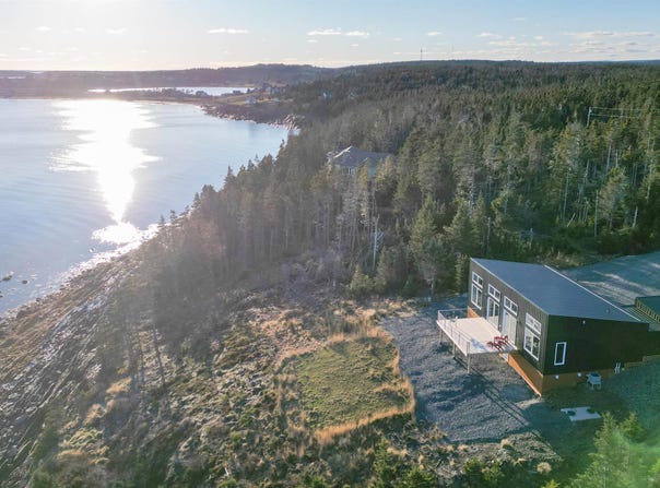 200 Middle Road, Kingsburg, Nova Scotia B0J 2X0