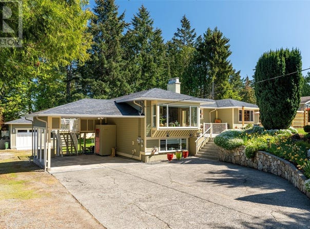 8545 Aldous Terrace, North Saanich, British Columbia V8L1K9