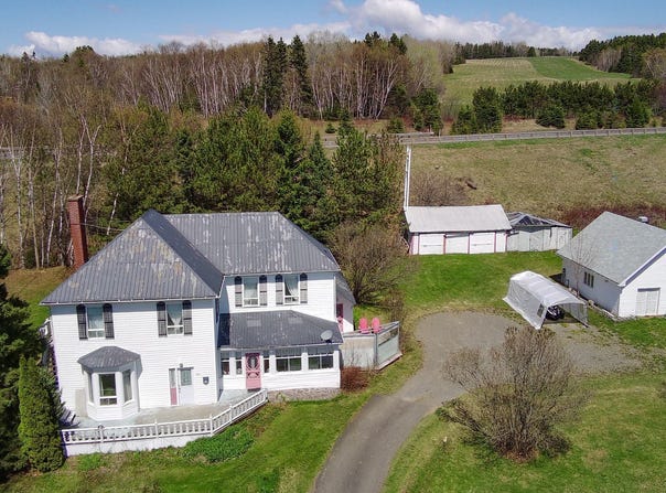 108 Ch. des Lilas, Caplan, Quebec G0C1H0