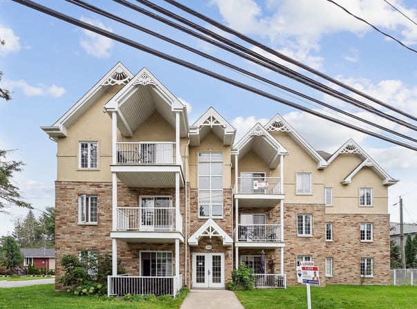 352 Boul. Adolphe-Chapleau, Bois-des-Filion, Quebec J6Z1H2