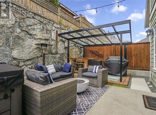 2919 Burlington Crescent, Langford, British Columbia V9B0K6