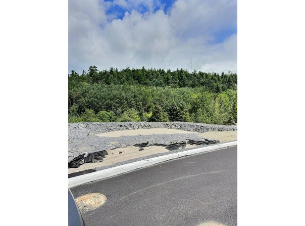 Rue des Épinettes, Jonquière, QC G8A1R7, CA, Jonquière, Quebec G8A1R7
