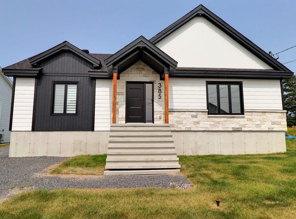 385 Rue des Camérisiers, Saint-Nazaire, QC G0W2V0, CA, Saint-Nazaire, Quebec G0W2V0