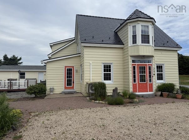 20 The Lane, Blue Rocks, Nova Scotia B0J 2C0