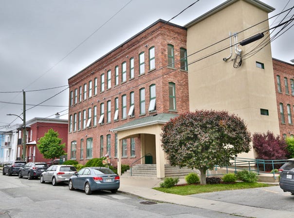 120 Av. St-Simon, Saint-Hyacinthe, QC J2S5B5, CA, Saint-Hyacinthe, Quebec J2S5B5