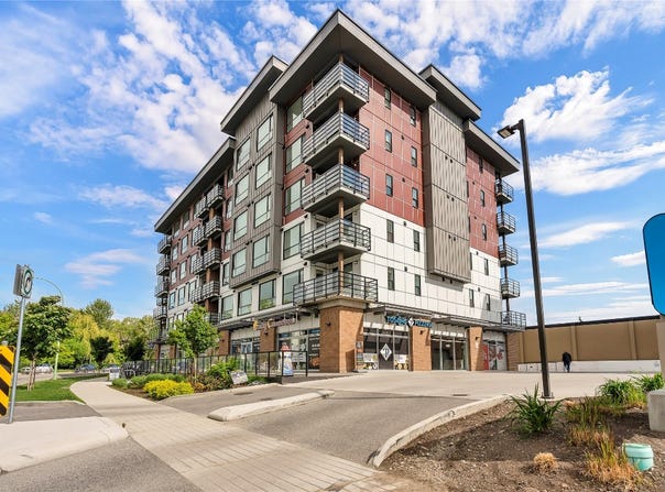 1925 Enterprise Way 412, Kelowna, British Columbia V1Y 0J8