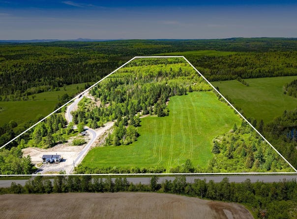 1539 Route 212, Newport, Quebec J0B1M0