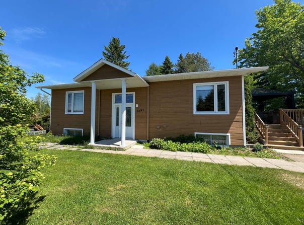 3681 Av. Trefflé-Gilbert, Alma, Quebec G8E1Z2