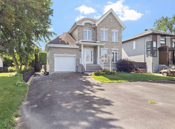 3433 Rue Bouthillier, Carignan, QC J3L0J3, CA, Carignan, Quebec J3L0J3
