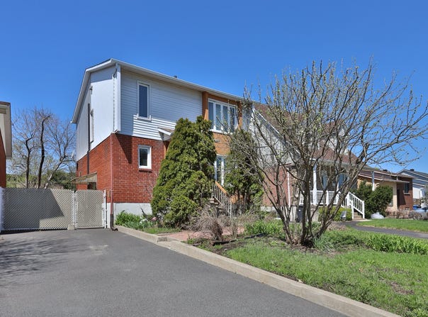 4416 Rue Shirley, Longueuil, Quebec J3Y3V2