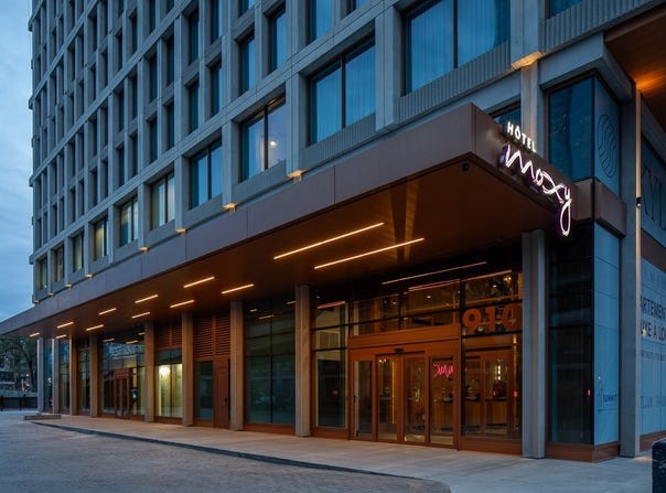 900 Rue St-Jacques, Montréal, Quebec H3C1A5