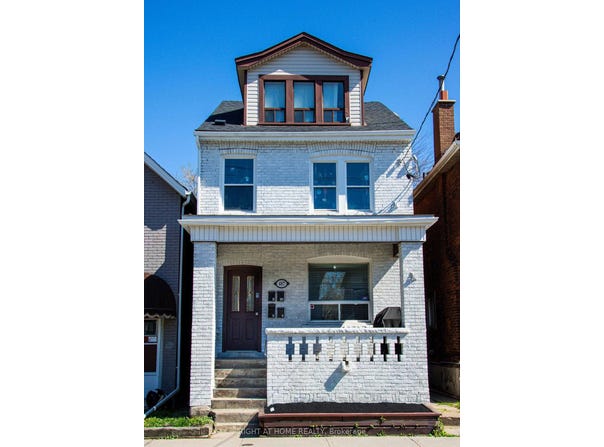 487 Cannon Street E, Hamilton, Ontario L8L2E5