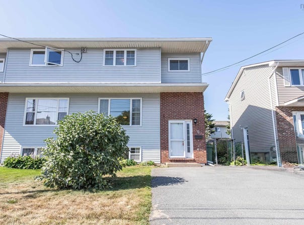 6 Venice Court, Dartmouth, Nova Scotia B2X3J9