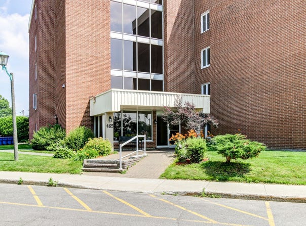 485 Rue Rochon, Saint-Jérôme, QC J7Y3Z7, CA, Saint-Jérôme, Quebec J7Y3Z7