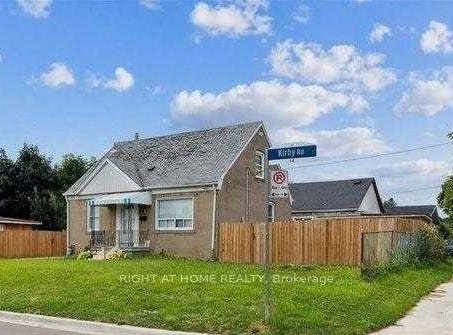 14 Kirby Road, Toronto, Ontario M3L1B6