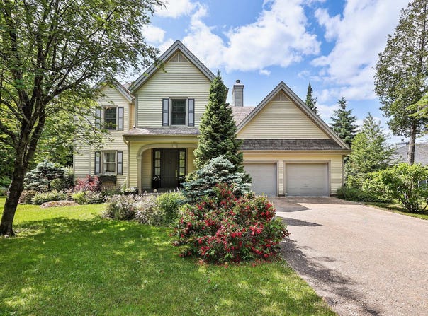 83 Rue Balmoral, Morin-Heights, Quebec J0R 1H0