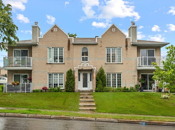 813 Av. des Diamants, Charlesbourg, QC G2L2N6, CA, Charlesbourg, Quebec G2L2N6