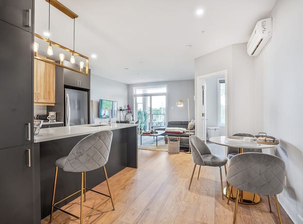 79 Av. Elm, Beaconsfield, QC H9W0A9, CA, Beaconsfield, Quebec H9W0A9
