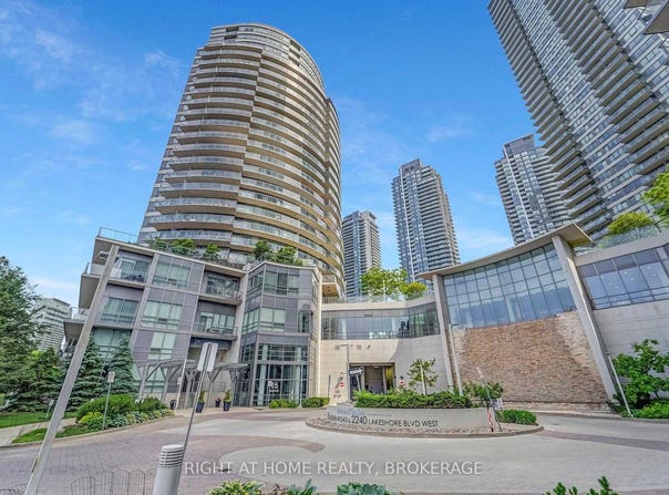 2005 - 15 Legion Road, Toronto, Ontario M8V0A9
