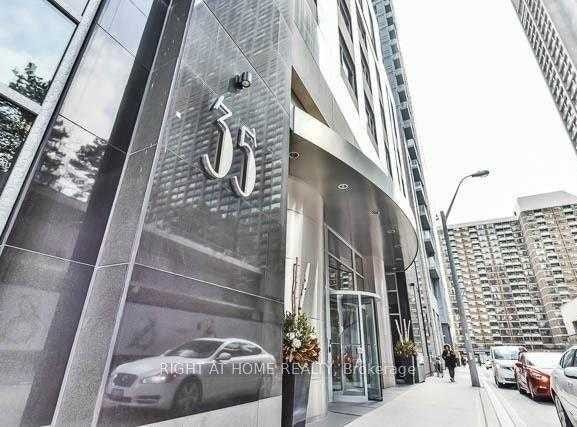 2106 - 35 Balmuto Street, Toronto, Ontario M4Y0A3