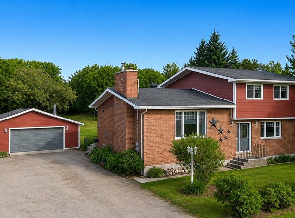 164 Ch. Fortin, Mansfield-et-Pontefract, Quebec J0X1R0