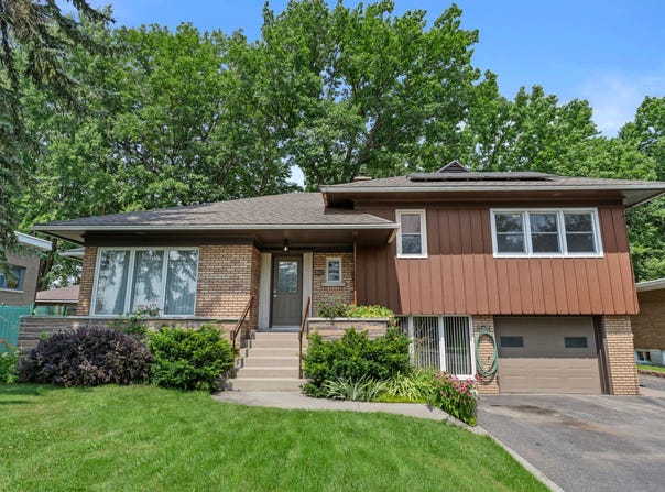 760 Rue du Sacré-Coeur O., Saint-Hyacinthe, QC J2S1V1, CA, Saint-Hyacinthe, Quebec J2S1V1