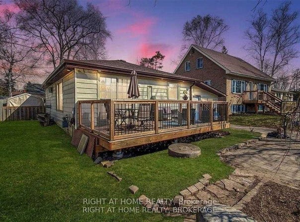 746 William Street, Innisfil, Ontario L0M1A0