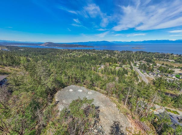7468 High Ridge Cres, Lantzville, British Columbia V0R 2H0