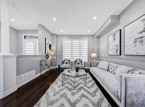 332 Rosegate Way N, Oakville, Ontario L6H7K7