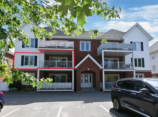 1273 Boul. du Curé-Labelle, Blainville, QC J7C4K5, CA, Blainville, Quebec J7C4K5