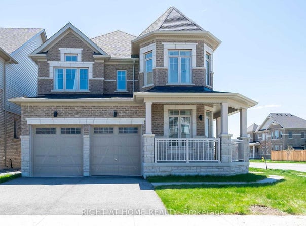 42 CopperHill Heights, Barrie, Ontario L9J0K6