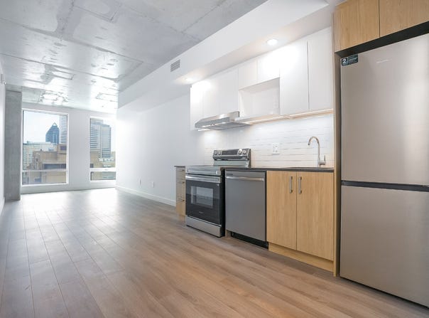 900 Rue St-Jacques, Montréal, Quebec H3C1A5