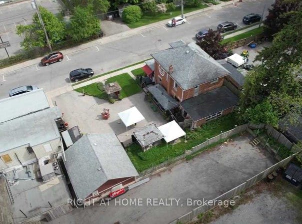 7 Clinton Street, Norfolk, Ontario N0A1N0
