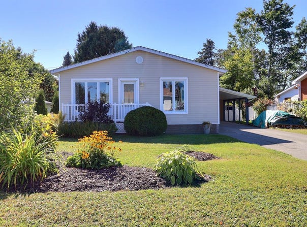 29 Rue Lecompte, Val-d'Or, Quebec J9P2P4