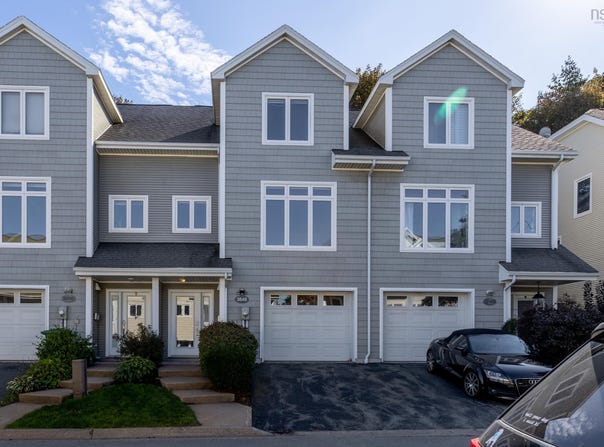 3848 Mont Blanc Terrace, Halifax Peninsula, Nova Scotia B3K 6R3