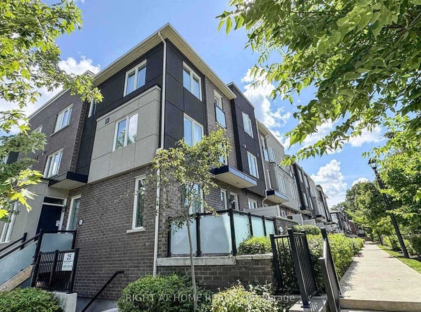 4 - 25 Heron Park Place, Toronto, Ontario M1E0B8
