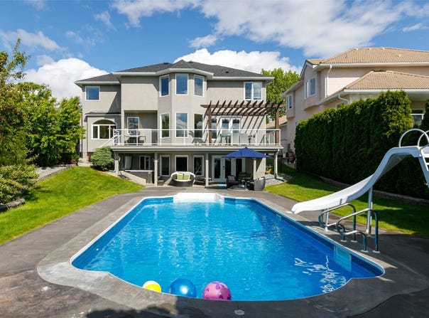 2177 Breckenridge Court, Kelowna, British Columbia V1V 1W2