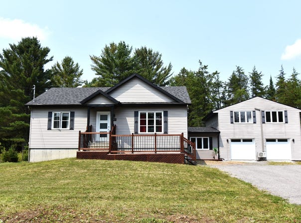 183 Rue Julien, Saint-Raymond, QC G3L2J7, CA, Saint-Raymond, Quebec G3L2J7
