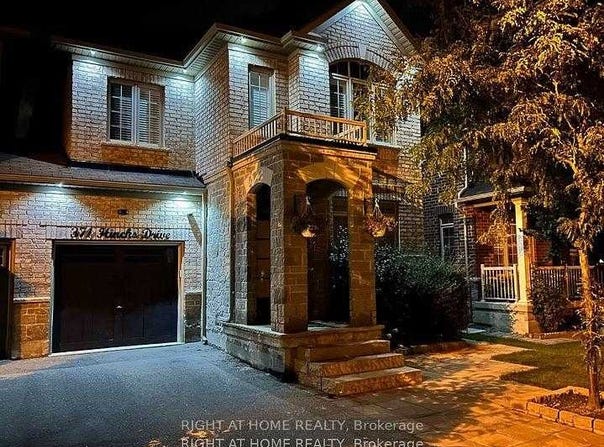 371 Hincks Drive, Milton, Ontario L9T8T9