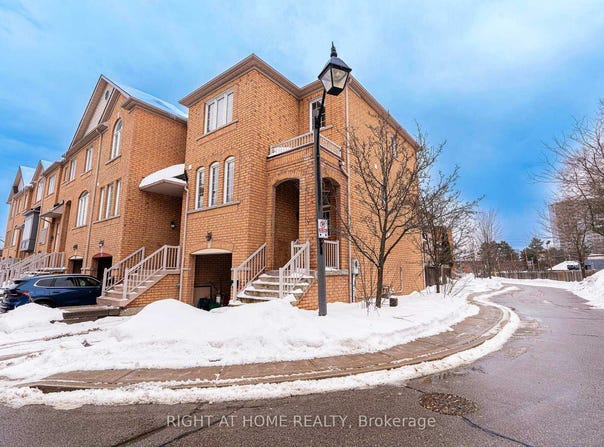23 Ignatius Lane, Toronto, Ontario M1E2M8