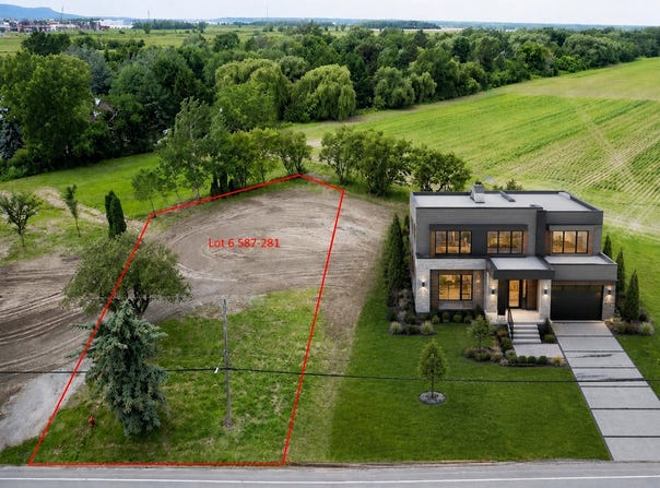 Rue Richelieu, Beloeil, Quebec J3G2C9